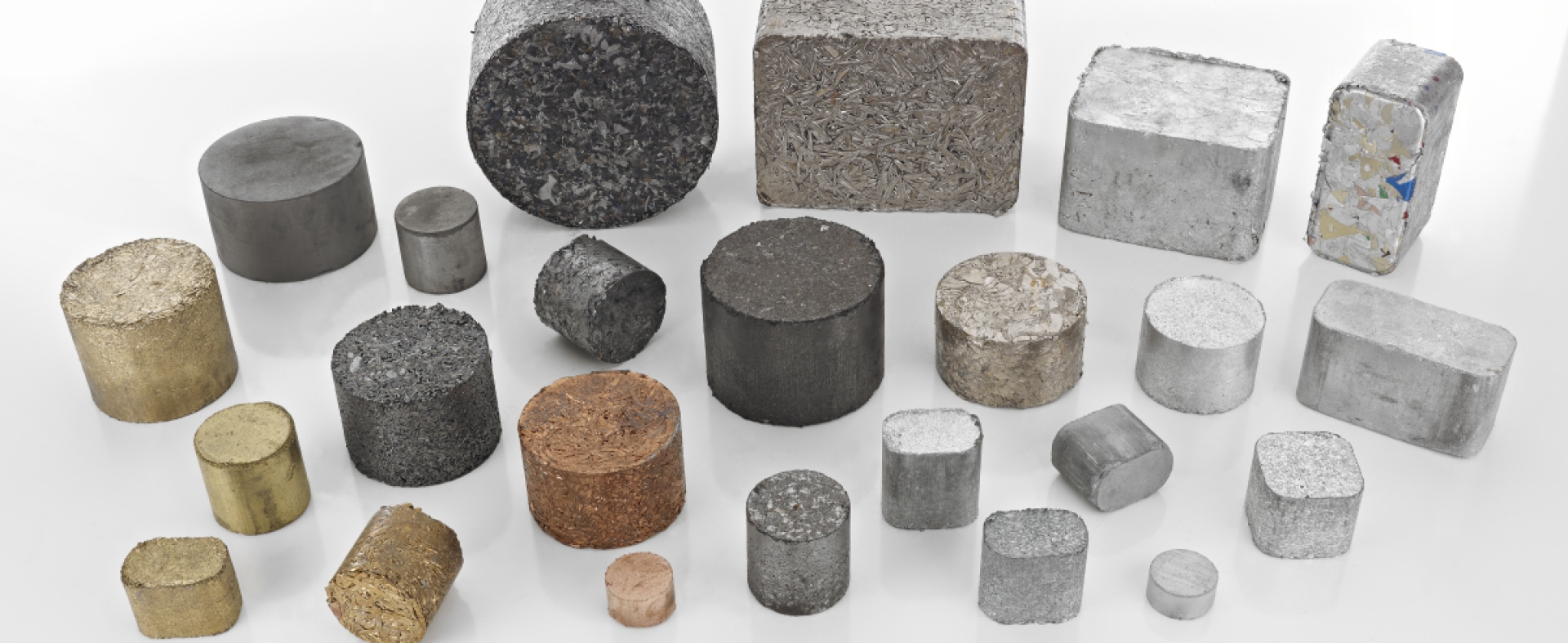 Briquettes from metal